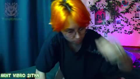 trickykitsune online show from 07-11-26, 04:10