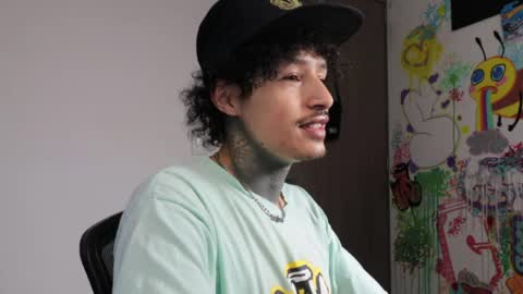 Snapshot of trieone chatting on 04-05-26, 02:47 - trieone online show from 04-05-26, 02:47