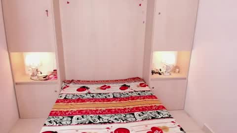 Snapshot of trishamoon chatting on 07-02-26, 04:07 TRISHA online show from 07-02-26, 04:07