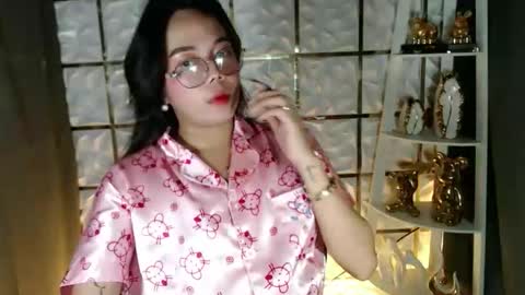 trixie_foxslut online show from 04-03-26, 11:52