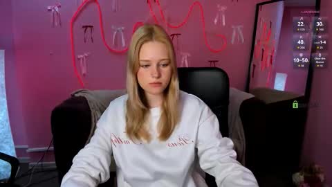 Trixy online show from 03-17-26, 06:50