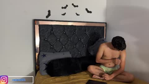 troye_lex online show from 11-23-25, 08:52