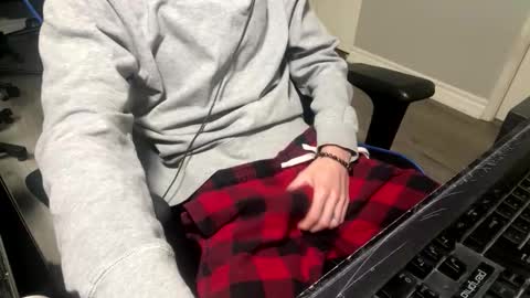 Leo online show from 03-03-26, 03:51