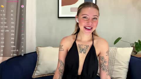 Mia online show from 04-06-26, 05:08