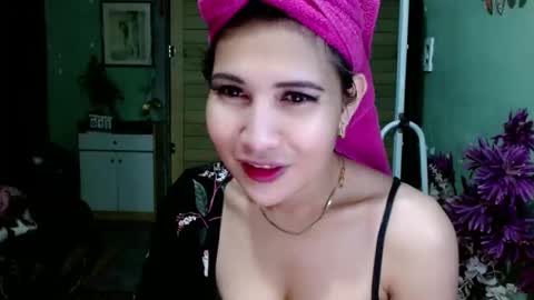 SHENA  online show from 03-02-26, 03:19