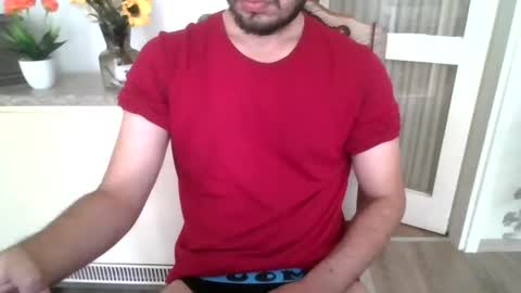 Snapshot of ttheman99 chatting on 06-25-26, 09:25 ttheman99 online show from 06-25-26, 09:25