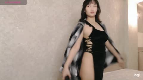TumiLio online show from 05-11-26, 02:56