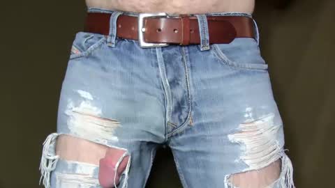 Phil Box online show from 09-30-25, 03:17