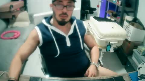 tuscan_taurus online show from 02-11-25, 10:59