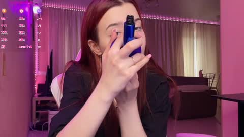 Snapshot of tutti_cutieee chatting on 06-26-26, 08:30 Nika online show from 06-26-26, 08:30