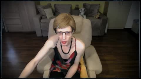 Clementine online show from 03-09-26, 08:18