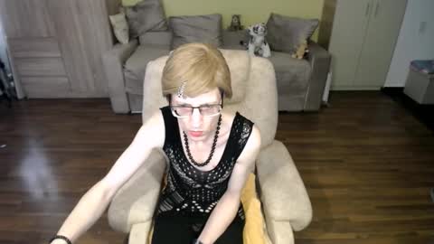 Clementine online show from 03-15-26, 08:09