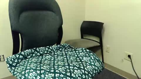 twayne29x online show from 04-22-26, 05:43