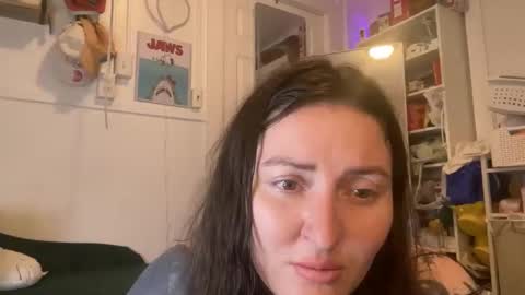 Elle online show from 04-16-26, 10:01