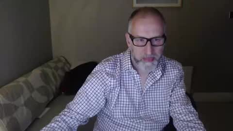 twilightchilli online show from 04-16-26, 07:58