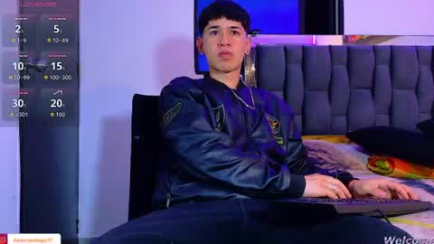 Snapshot of twink_daren chatting on 07-07-26, 02:03 Mr Daren online show from 07-07-26, 02:03