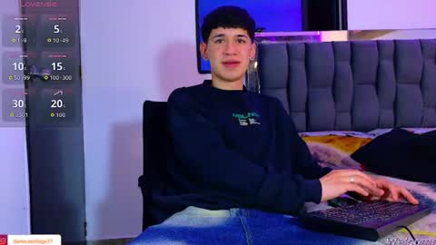 Snapshot of twink_daren chatting on 07-16-26, 02:17 Mr Daren online show from 07-16-26, 02:17