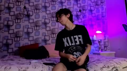 Snapshot of twink_sebas7 chatting on 05-24-26, 12:10 Sebastin online show from 05-24-26, 12:10