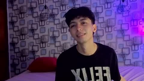 Snapshot of twink_sebas7 chatting on 06-14-26, 12:07 Sebastin online show from 06-14-26, 12:07