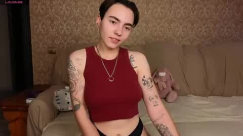 Snapshot of twobabesweet chatting on 06-18-26, 08:58 Welcome guys We Lili and Vic PVT open online show from 06-18-26, 08:58