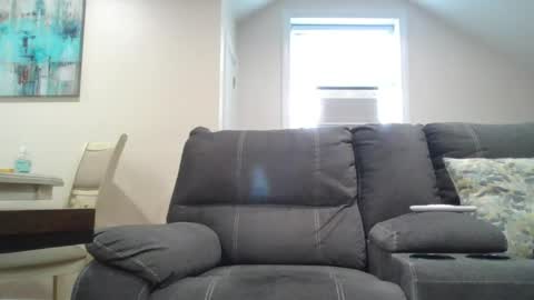 Twopeopleinlove online show from 06-15-26, 09:39