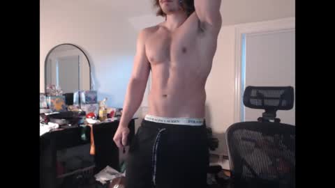Snapshot of twotwntytwo chatting on 06-06-26, 11:53 twotwntytwo online show from 06-06-26, 11:53