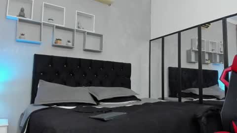 tyler_hank1 online show from 03-06-26, 12:40