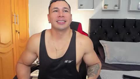 tyler_hank1 online show from 03-28-26, 05:23