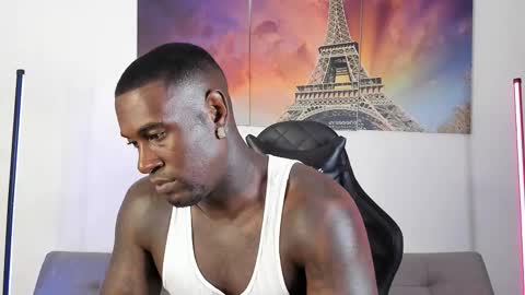 Snapshot of tyron_rulers chatting on 03-08-26, 02:04 Dvid Rullers online show from 03-08-26, 02:04