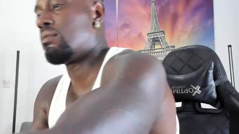 Snapshot of tyron_rulers chatting on 04-05-26, 01:03 Dvid Rullers online show from 04-05-26, 01:03