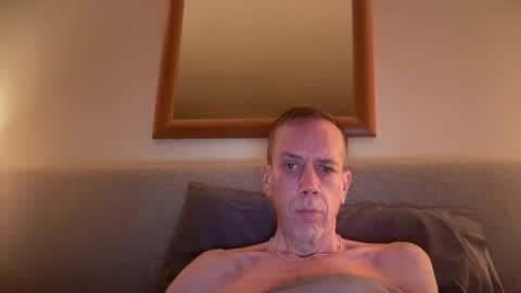 Snapshot of tyronev70 chatting on 02-14-26, 09:28 Ty online show from 02-14-26, 09:28