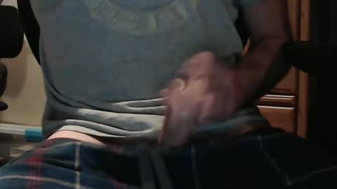 Helena and Tyson online show from 12-17-25, 04:24