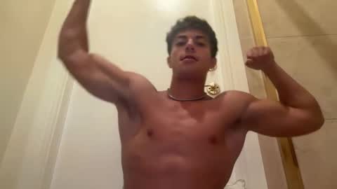 tyy0ung online show from 05-08-26, 11:10