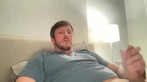 Snapshot of u28005 chatting on 12-05-24, 11:07 u28005 online show from 12-05-24, 11:07