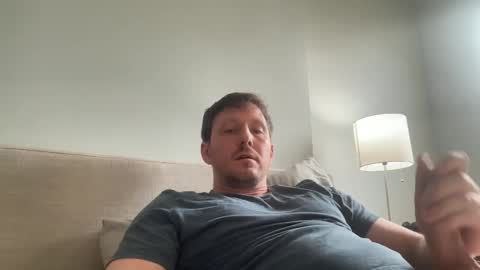 Snapshot of u28005 chatting on 01-15-25, 04:21 u28005 online show from 01-15-25, 04:21