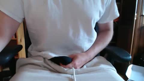 Snapshot of u_can_watch_me chatting on 05-05-26, 01:41 u_can_watch_me online show from 05-05-26, 01:41
