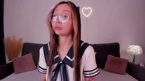Snapshot of ukki_ chatting on 06-29-26, 07:25 Naomi online show from 06-29-26, 07:25