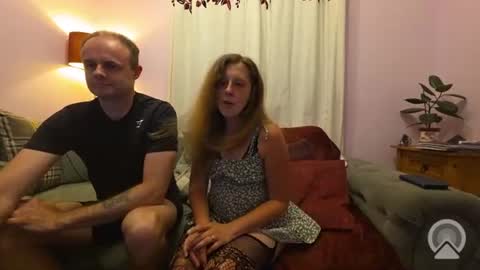Evelyn and Danny online show from 07-10-26, 08:55
