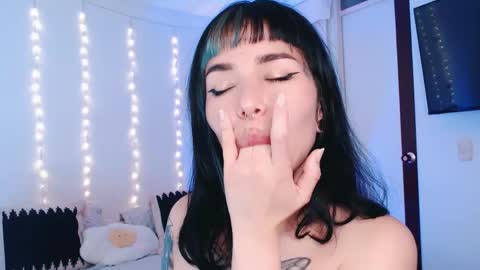 Snapshot of ulala_martina chatting on 05-29-26, 02:31 Martina online show from 05-29-26, 02:31