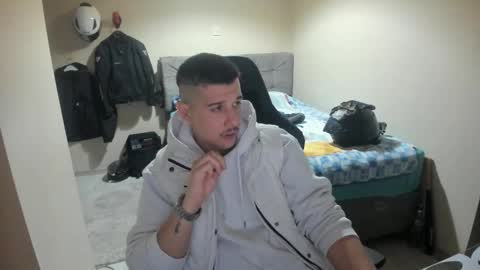Snapshot of ulxer chatting on 04-30-26, 06:36 hi im mike tyson - online show from 04-30-26, 06:36