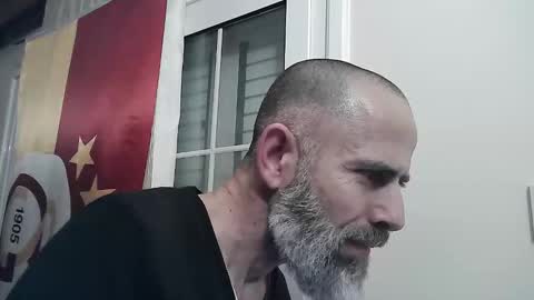 Snapshot of umutlu003 chatting on 04-04-26, 01:26 Umutlu003 online show from 04-04-26, 01:26