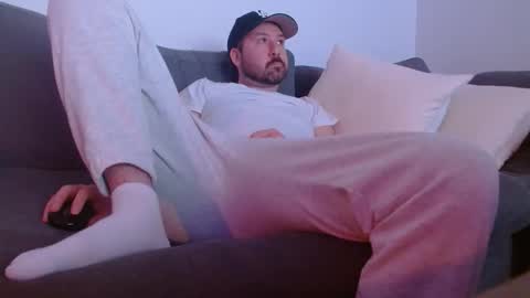 uncutslut69 online show from 04-11-26, 03:22