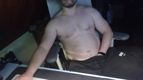 Under the desk online show from 04-16-26, 07:25