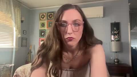 Lola Moonstone online show from 06-21-26, 03:14