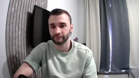 Snapshot of unnknow2024 chatting on 02-26-25, 01:08 SlavaVibes online show from 02-26-25, 01:08