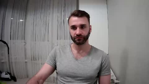 Snapshot of unnknow2024 chatting on 09-22-25, 04:20 SlavaVibes online show from 09-22-25, 04:20