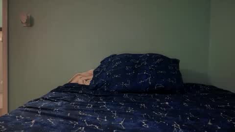 Snapshot of unverifiedbwc chatting on 12-23-25, 12:41 Stepbro online show from 12-23-25, 12:41