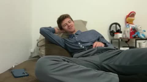 Snapshot of unverifiedbwc chatting on 02-24-26, 10:52 Stepbro online show from 02-24-26, 10:52