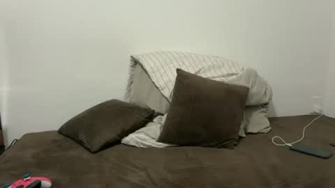 Snapshot of unverifiedbwc chatting on 03-02-26, 11:11 Stepbro online show from 03-02-26, 11:11