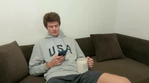 Snapshot of unverifiedbwc chatting on 03-13-26, 10:33 Stepbro online show from 03-13-26, 10:33